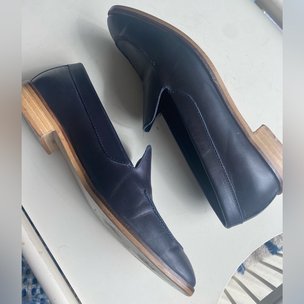 EVERLANE  The Modern Loafer in Navy Leather, stacked Heel, Pointed Toe, size 7.5 - Picture 10 of 15